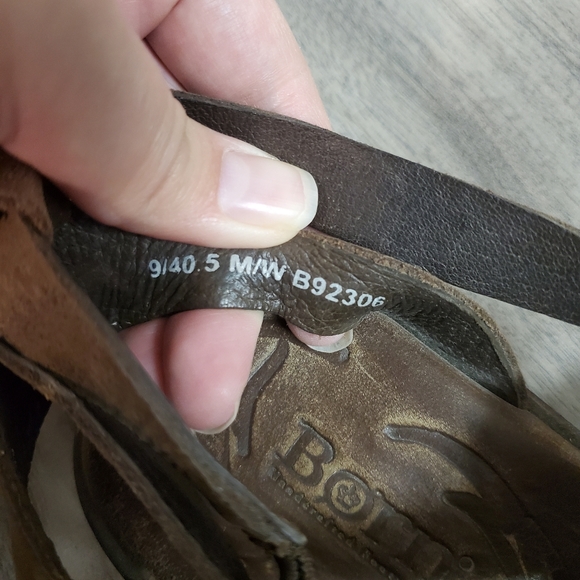 Distressed Leather Gladiator Sandals - Picture 4 of 5